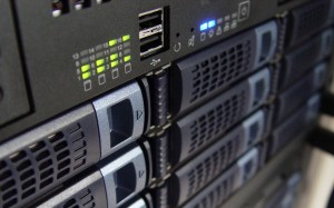 Raid 0 y Raid 1 almacenamiento de datos